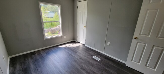 Building Photo - 23047 Cactus Rd