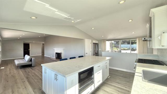Building Photo - 6611 Avenida De Las Pescas