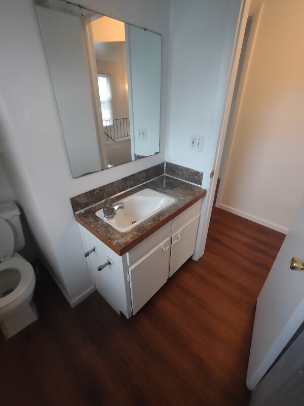Building Photo - 1394 Carriage Hill Dr SE