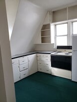 Building Photo - 310 6th St