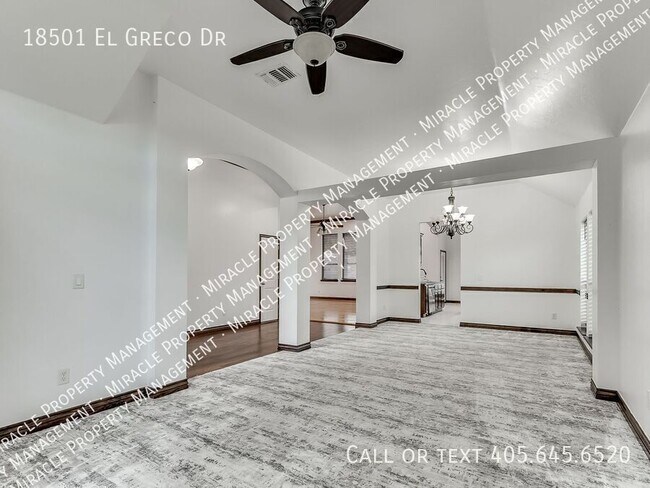Building Photo - 18501 El Greco Dr