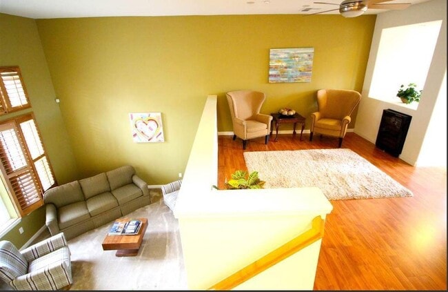 Building Photo - 467 Pariso Terrace