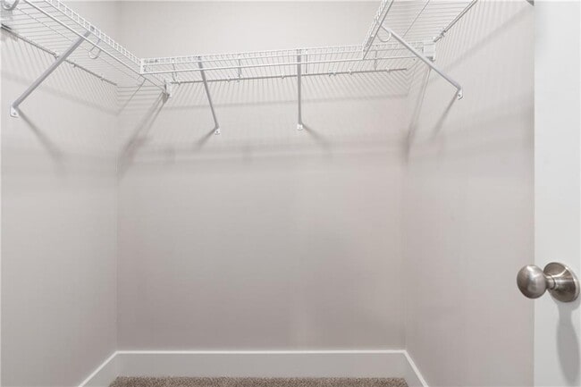 Building Photo - 3439 Jackson Dr