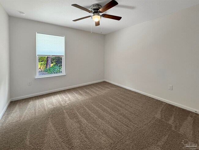 Building Photo - 5777 Blackhorse Cir
