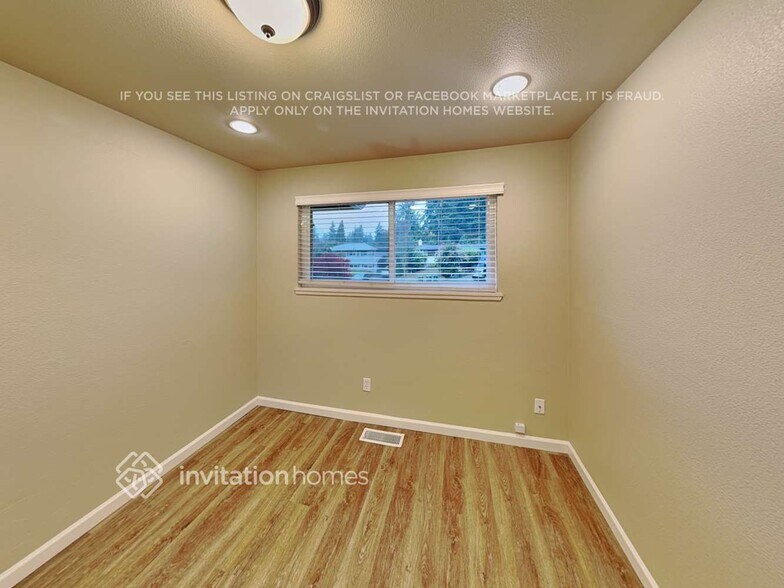 Building Photo - 6110 167th Pl SW