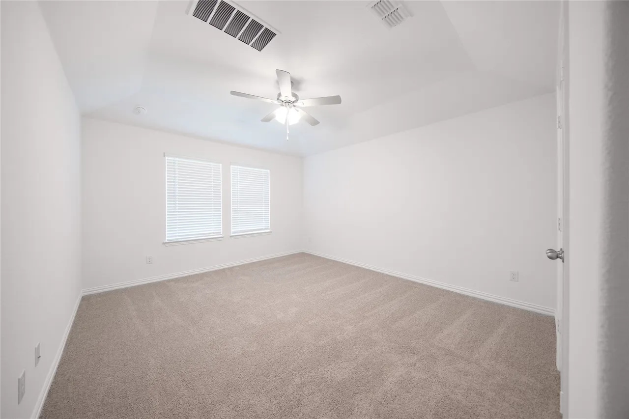 Building Photo - 1708 Blackbird Ln