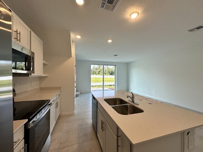 Building Photo - 14337 Lilac Sky Ter
