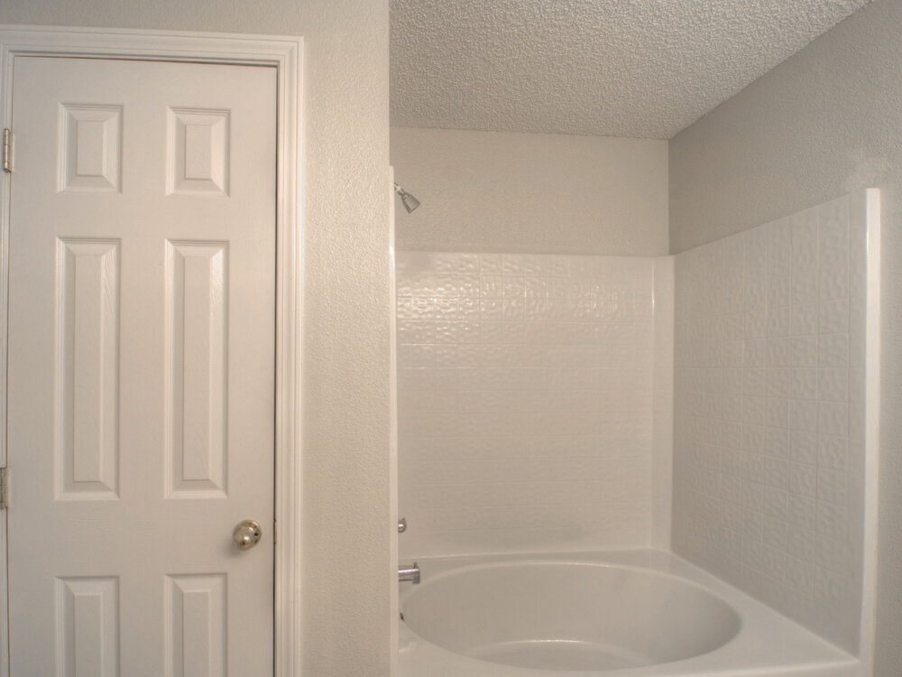 Building Photo - 7317 Ironside Dr E