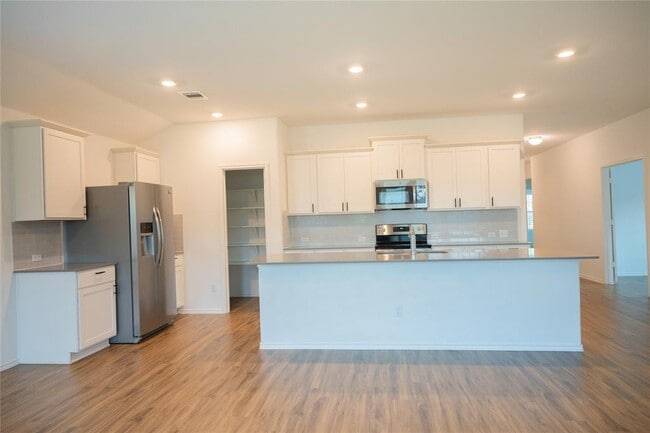 Building Photo - 423 Bluejack Wy