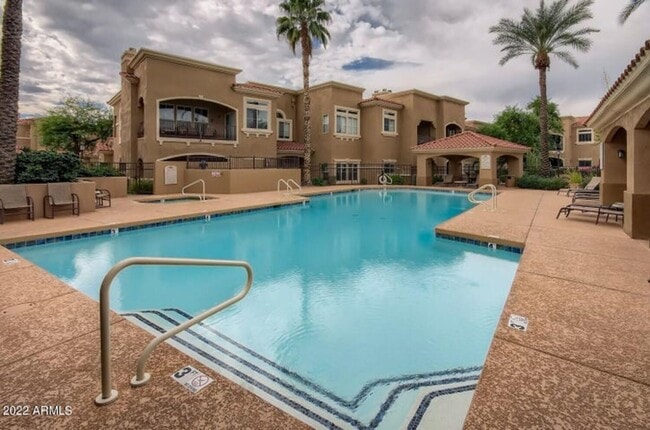 Building Photo - Furnished Scottsdale Condo w/2 car garage