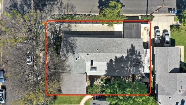 Building Photo - 22736 Schoolcraft St