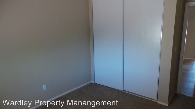Building Photo - 617 Black Sand Ct
