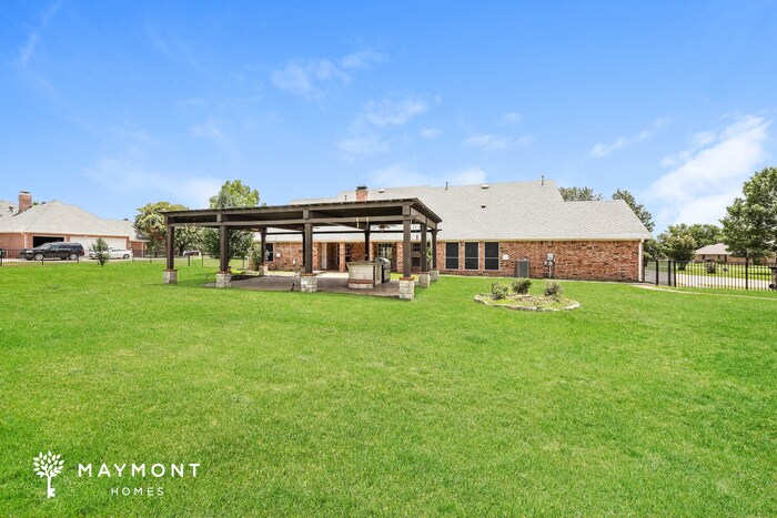 Building Photo - 10598 Bradley Cir