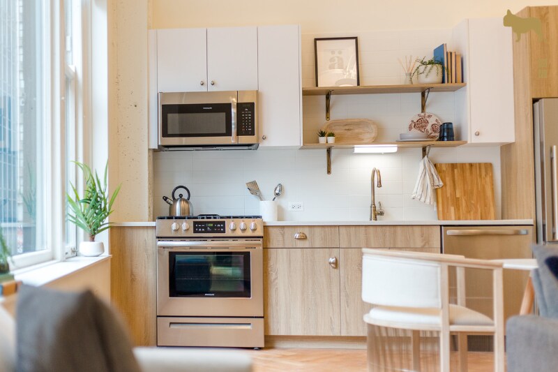 Building Photo - 87 E Adams St