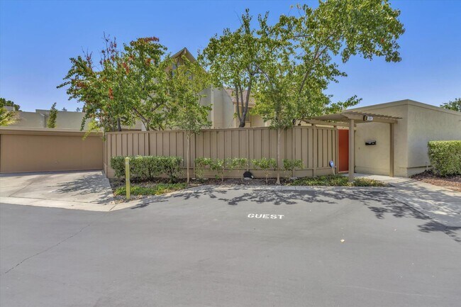 Building Photo - Sunnyvale Gem with Sleek Finishes & Though...