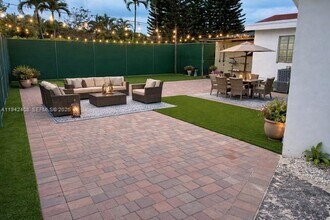 Building Photo - 2340 SW 14th St