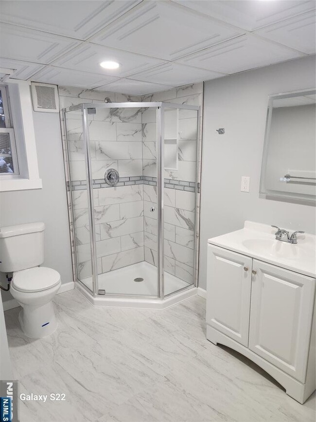 Building Photo - 276 Franklin Turnpike