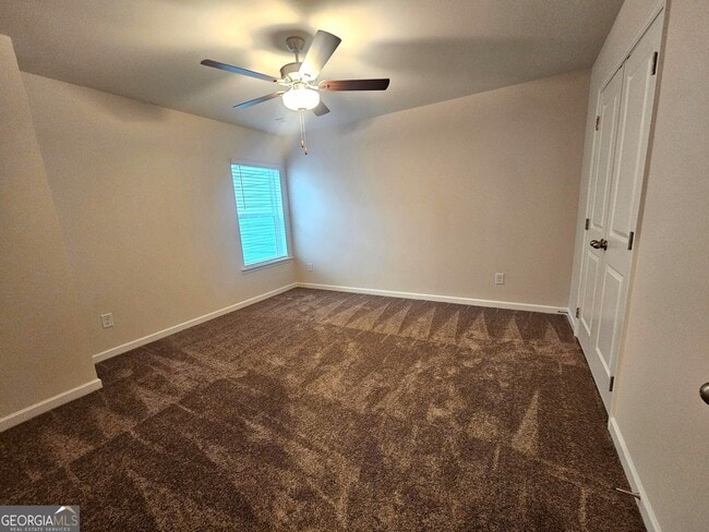 Building Photo - 16 Russet Wy