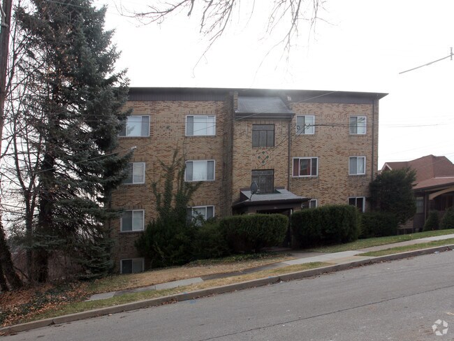 Building Photo - 36 Cornell Pl