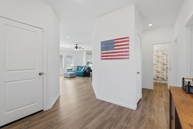 Building Photo - 651 Spring Ashberry Ct