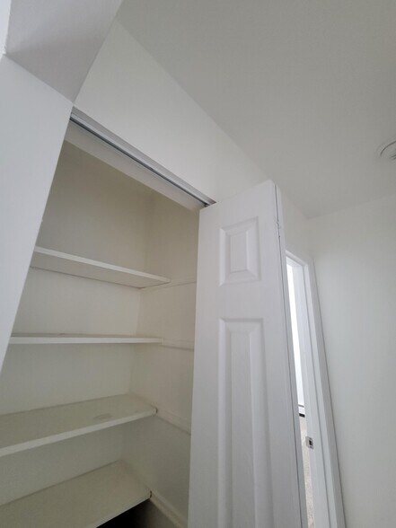 Building Photo - 2214 S Goebbert Rd