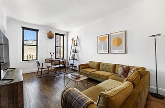 Building Photo - Welcome to this spacious, bright one-bedro...