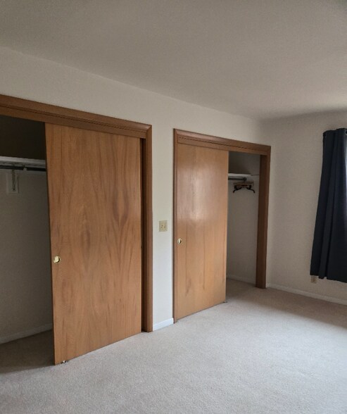 Building Photo - 684 S Indiana Ave