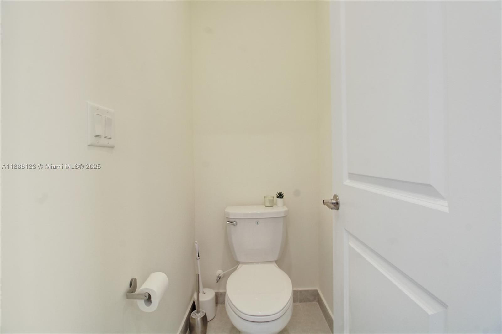 Building Photo - 10300 NW 66th St