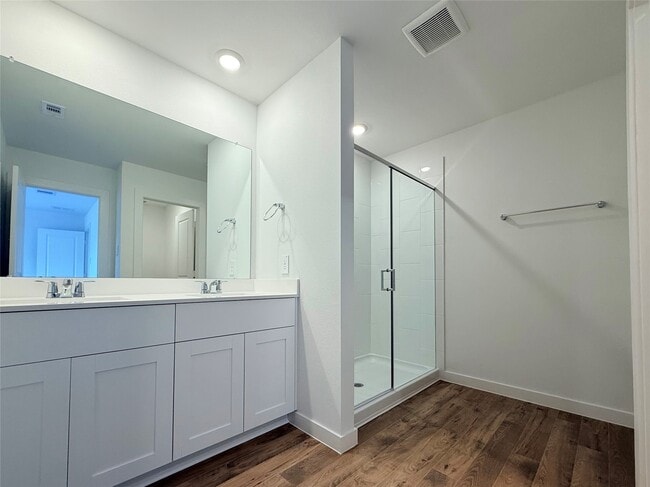 Building Photo - 28214 Meadowlark Sky Dr