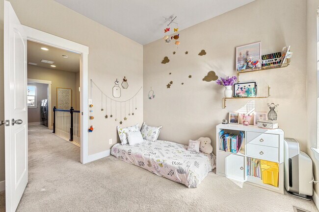 Building Photo - 9325 E 58th Dr