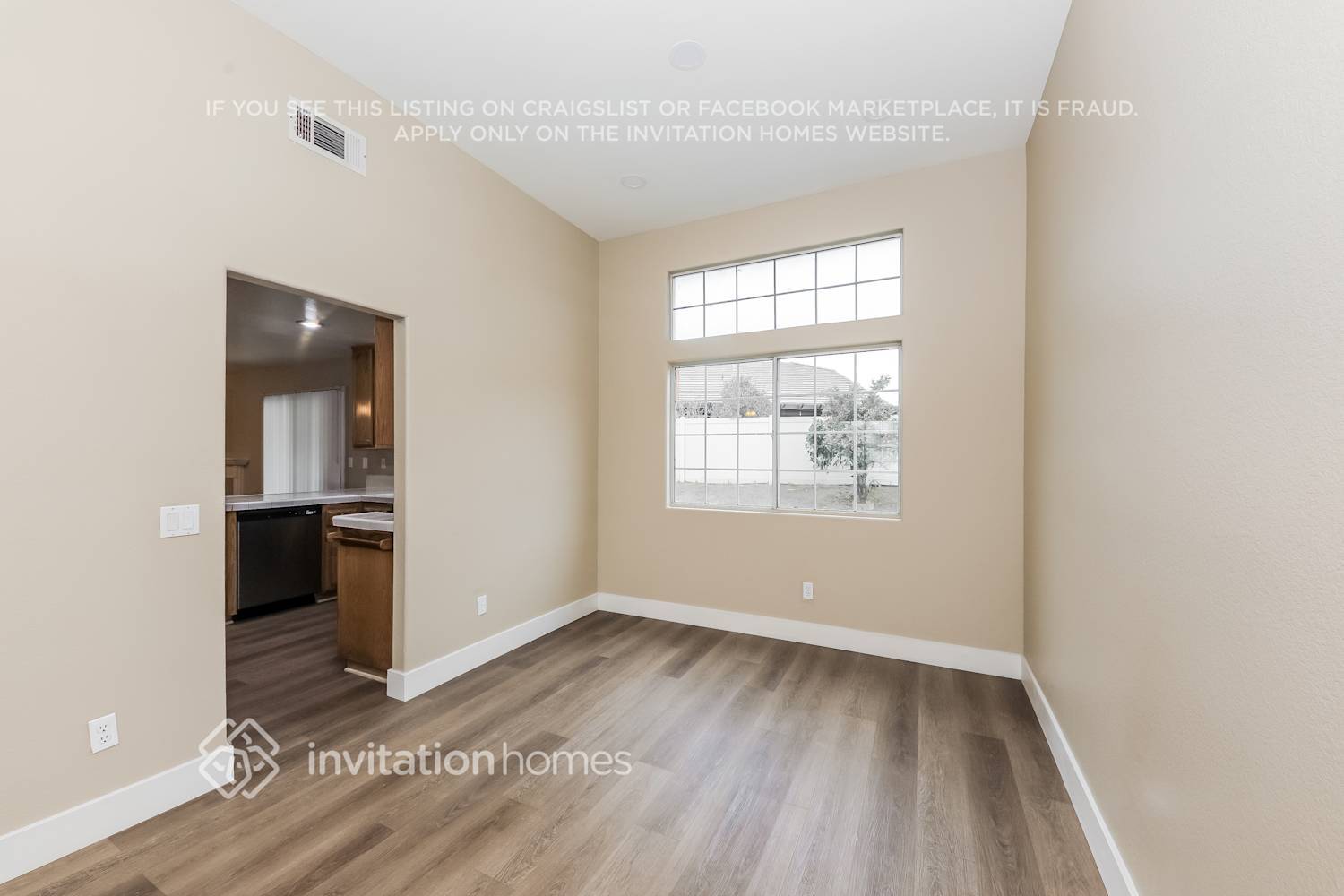 Building Photo - 27025 Hemingway Ct