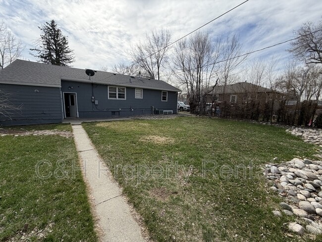 Building Photo - 1837 Wyoming Ave