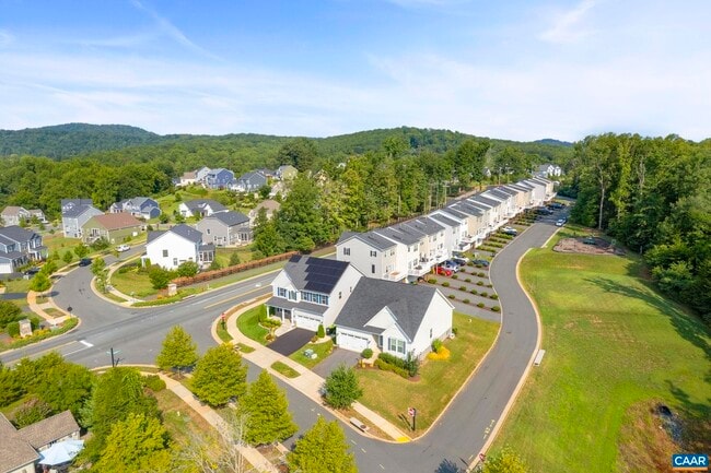 Building Photo - 3007 Sun Valley Dr