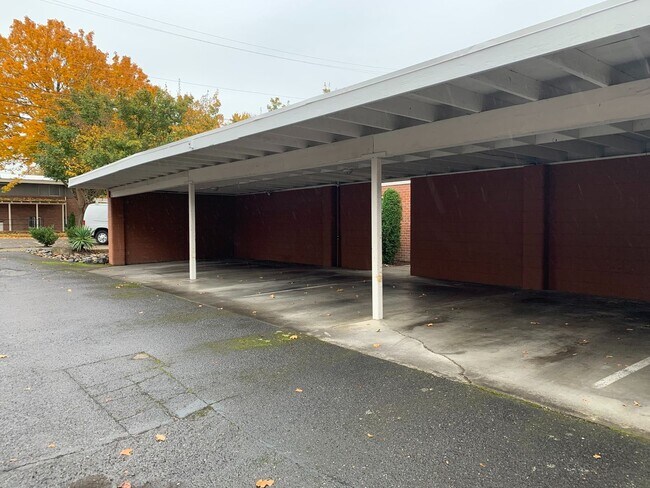 Building Photo - TFSC-A400