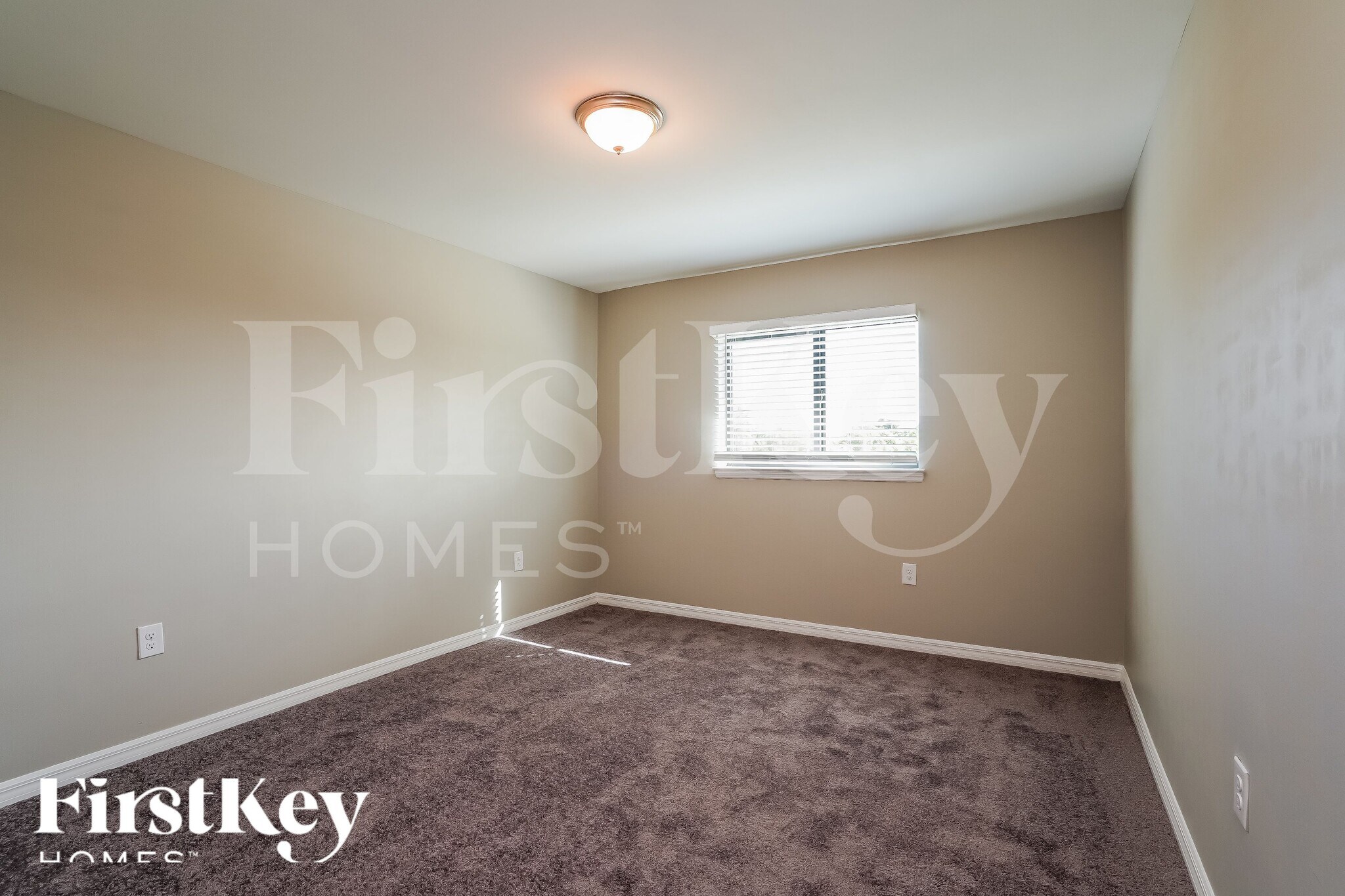 Building Photo - 2616 30th St SW