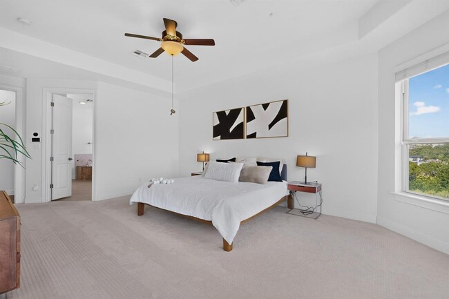 Building Photo - 3904 Piana Pl