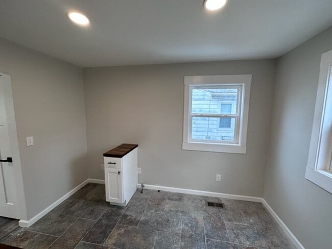 Building Photo - Fully Renovated 3BR Bungalow – Modern, Bright, Move-In Ready!