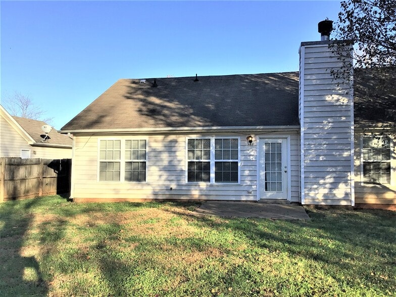 Building Photo - 1520 Eagle Watch Ln