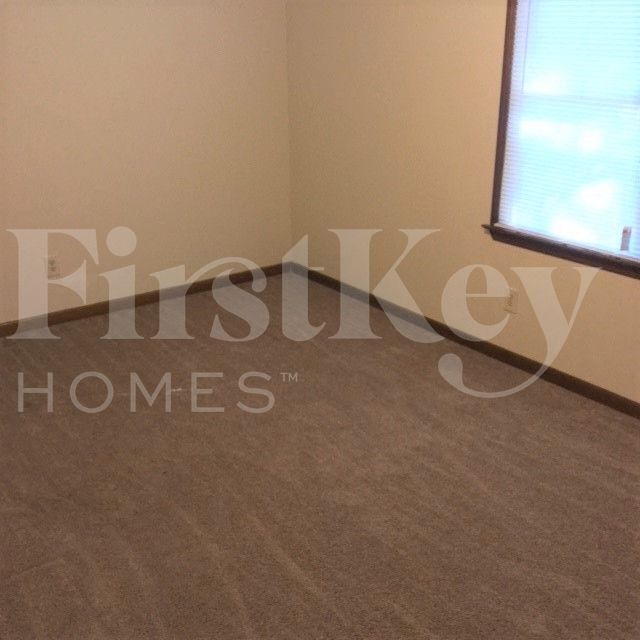 Building Photo - 1408 Meadowind Ct SW