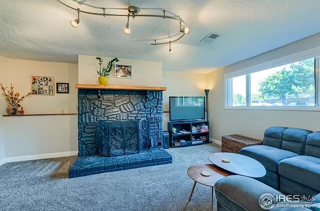 Building Photo - 2537 W Laurel St