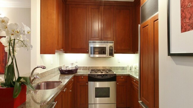 Building Photo - 3326 California St