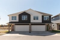 Building Photo - 8819 NW 109th St