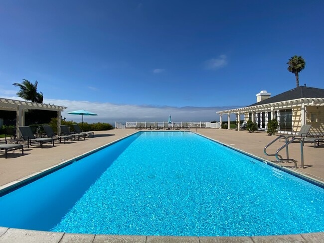Building Photo - Cardiff Home in Desirable Sandy Point With...