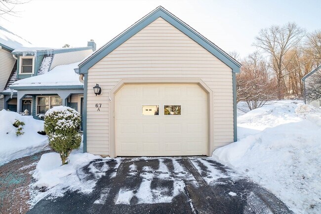 Building Photo - 67 Crystal Brook Way