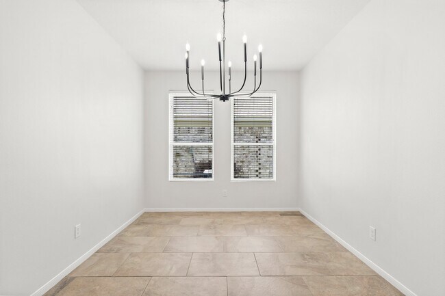 Building Photo - 2437 Aspen Dale Dr