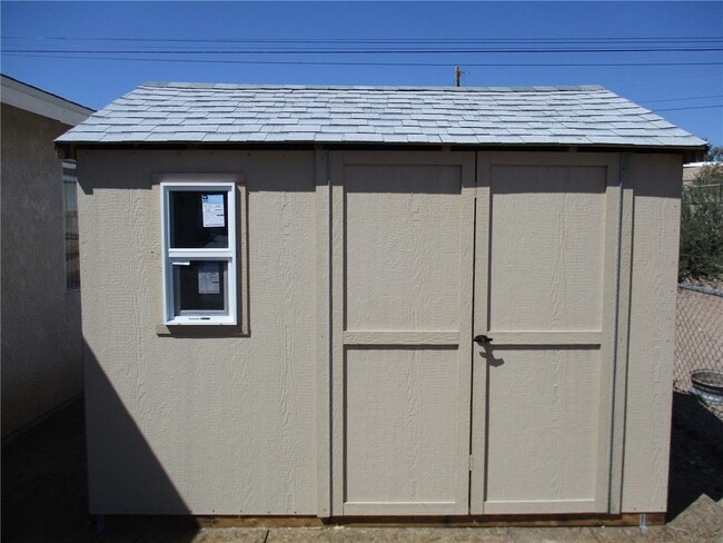 Building Photo - 1489 Bluffs Cir