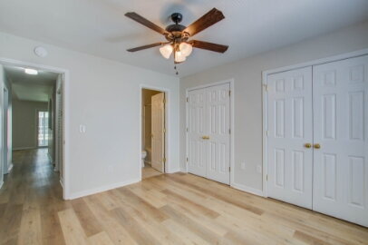 Building Photo - 2 Bedroom/ 2 Bath Condo/Open Floor Plan