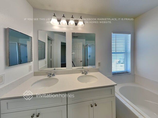 Building Photo - 4370 Camberly St