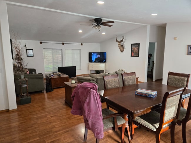 Building Photo - 40721 NE Munch Rd