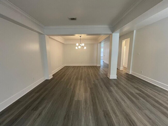Building Photo - 16735 Sonoma Del Norte Dr